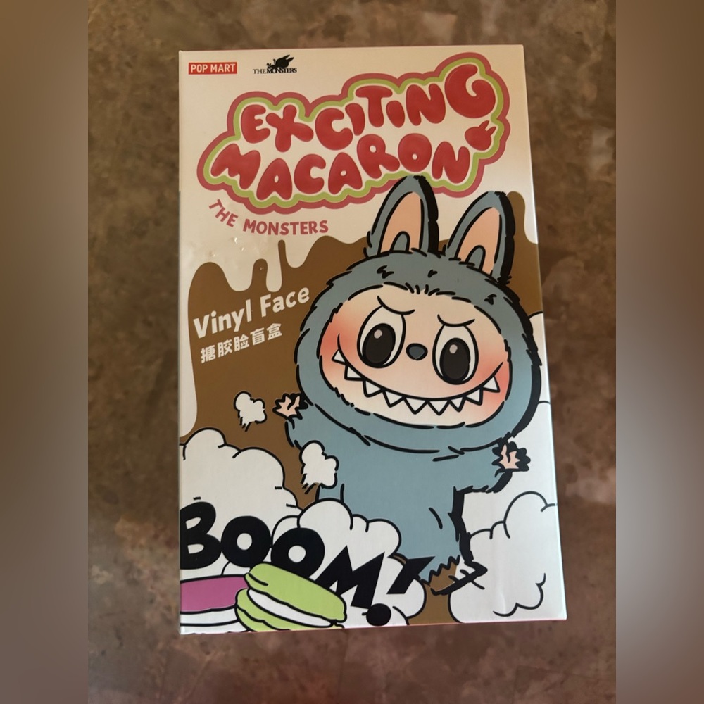 Exciting Macaron Vinyl Face SINGLE Blind Box